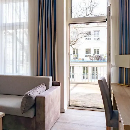 Hanse Appartments Ii Warnemuende Mit Parkplatz アパート *